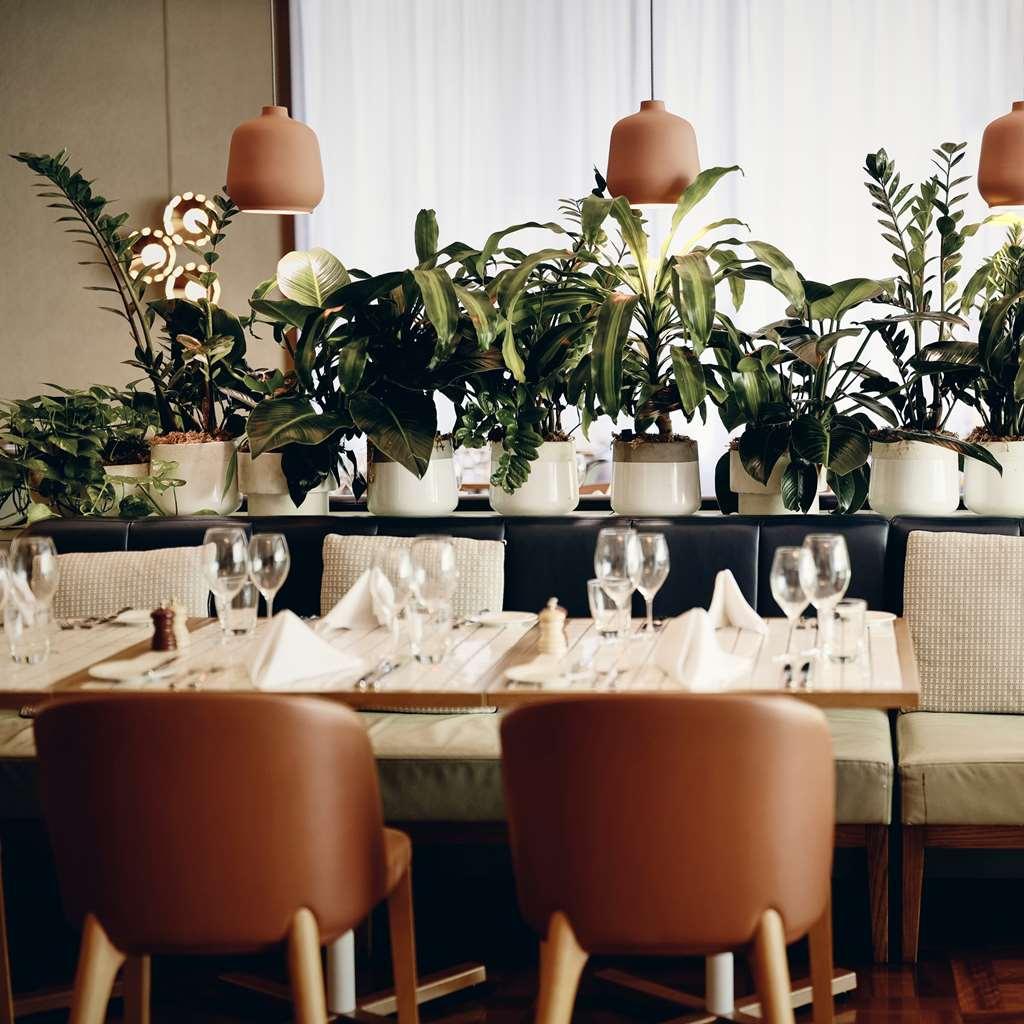 Amora Hotel Jamison Sydney Restaurant photo